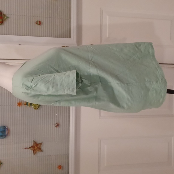 4/$40 Light Green Tee - Size Large - Picture 3 of 5